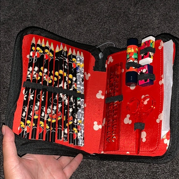 Mickey and Minnie Mouse Stationery Bundle Set - Picture 6 of 7